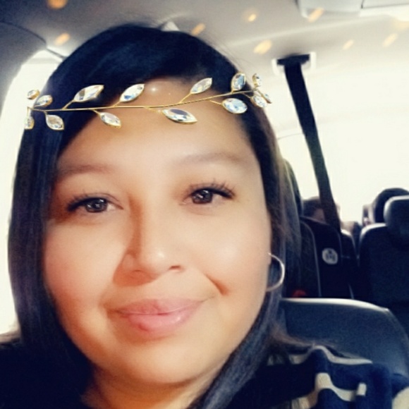 renee_78681